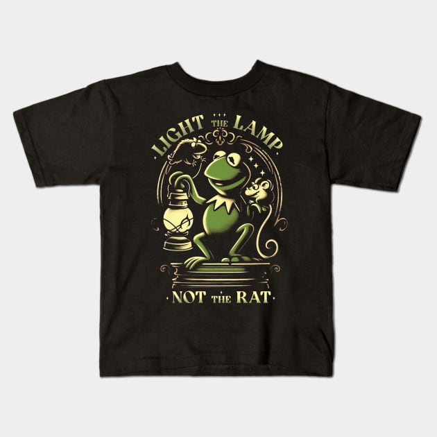 Muppet Christmas Carol - Light The Lamp Not The Rat Kids T-Shirt by Trendsdk